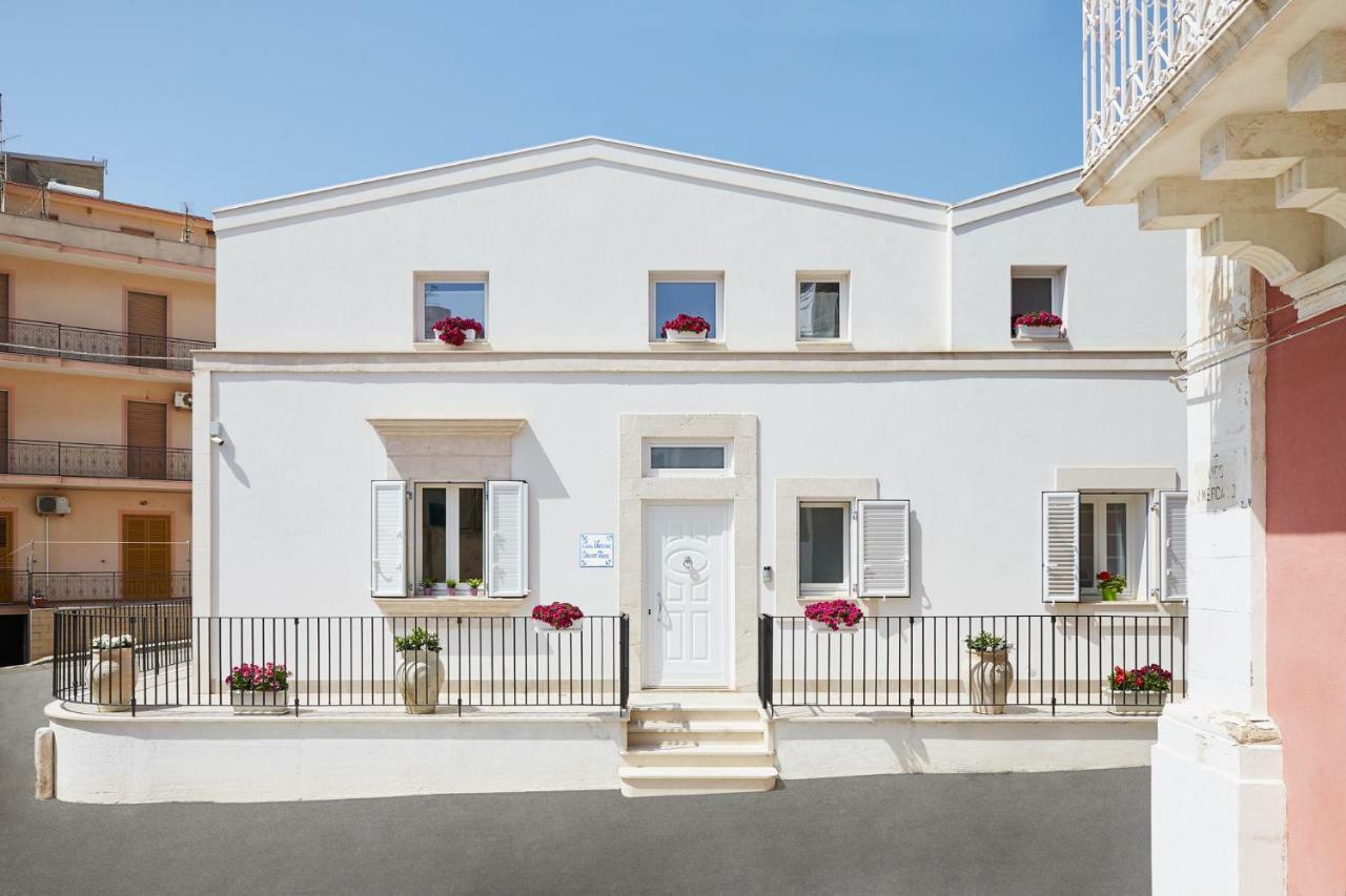 Casa Vacanze "Oceano Mare" Pozzallo Extérieur photo